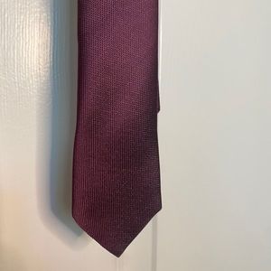 Barney’s New York Co-Op Maroon Sparkle Skinny Tie